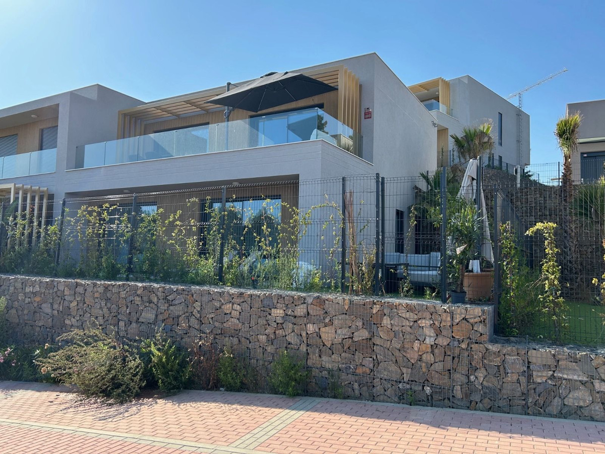 Property main view 33