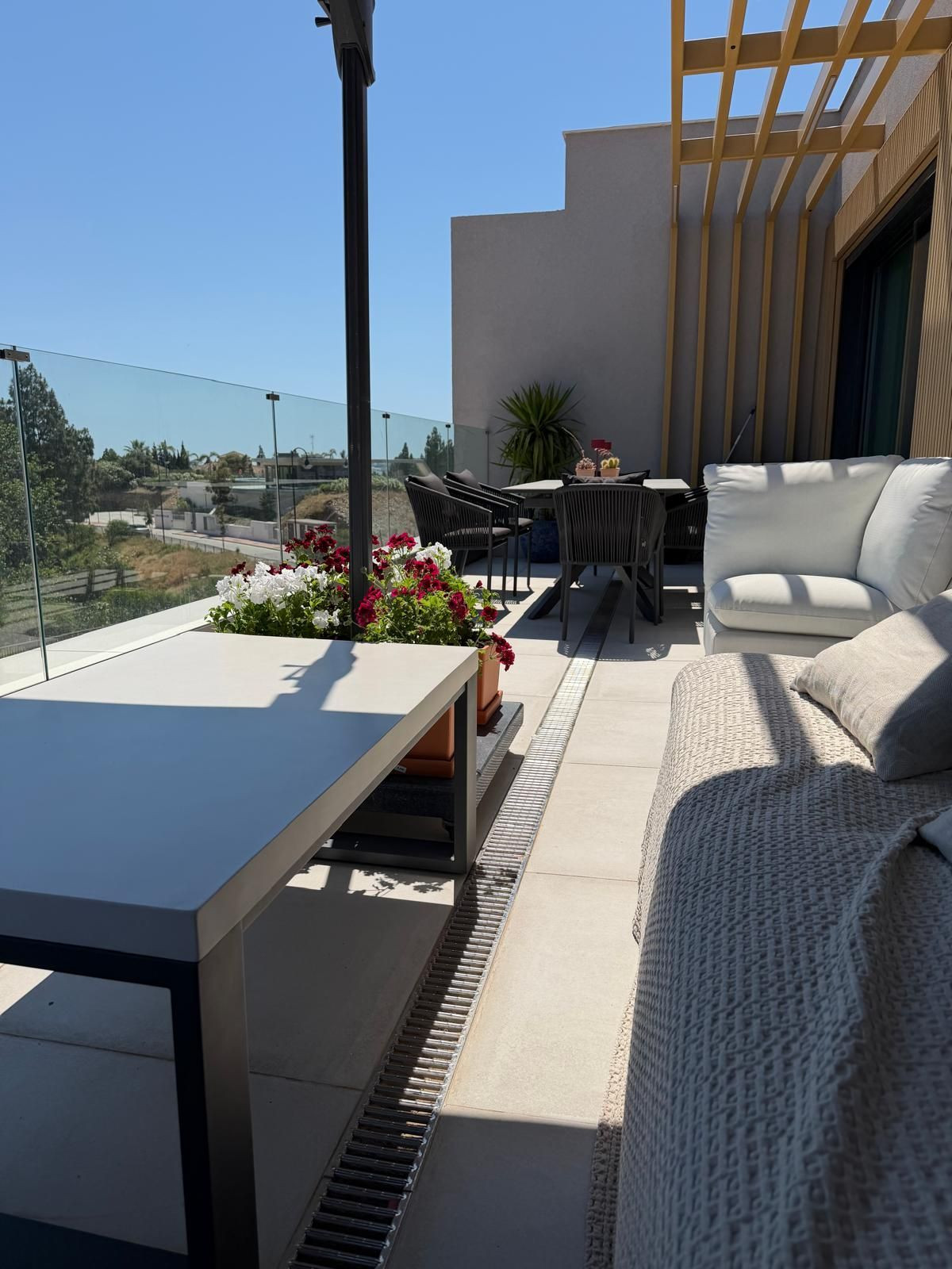 Property main view 44