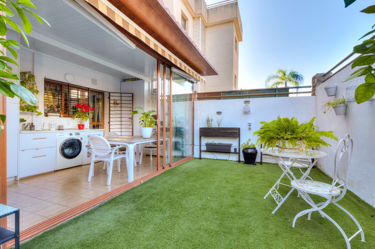 Begane grond appartement in El Coto-14