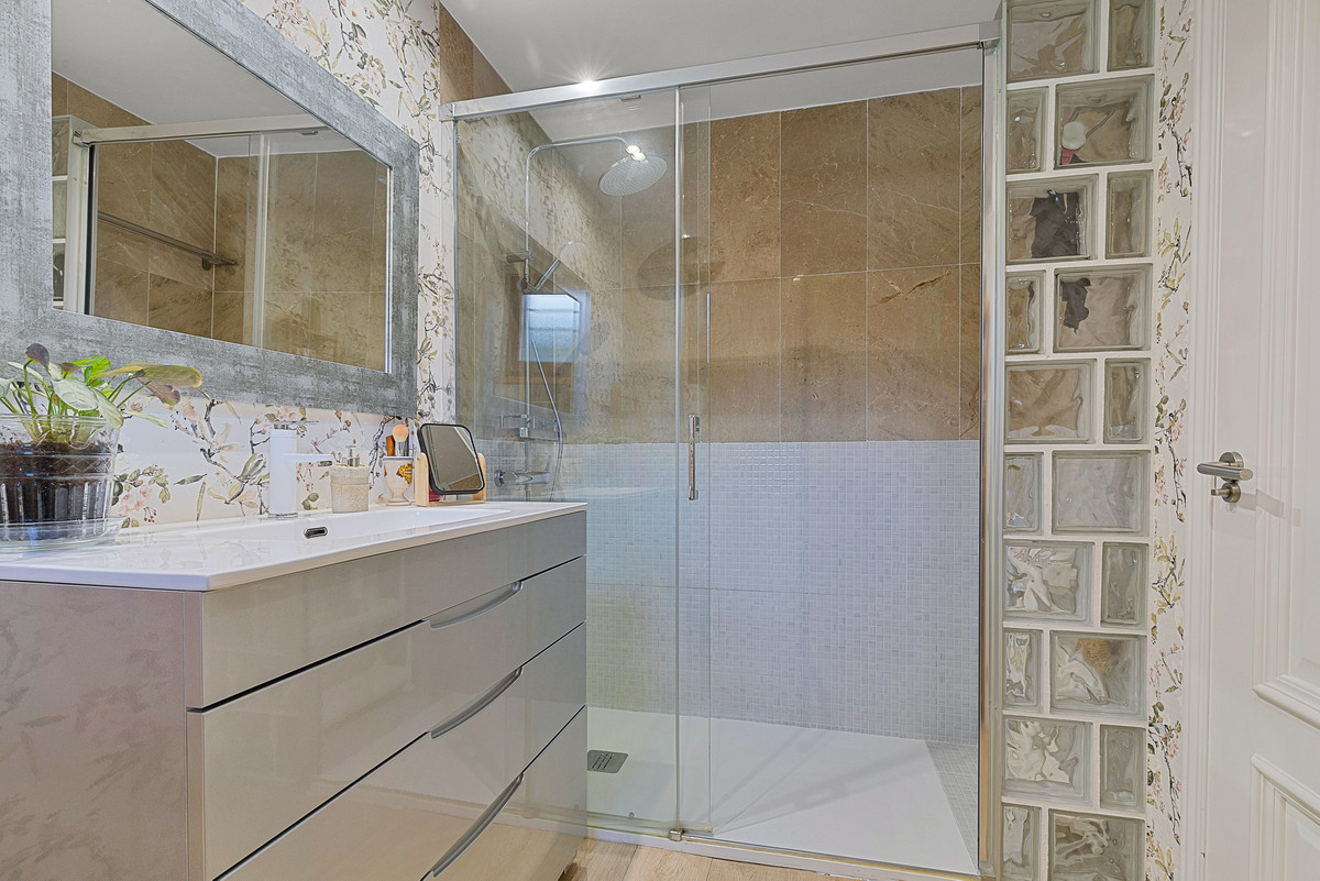 Begane grond appartement in El Coto-23