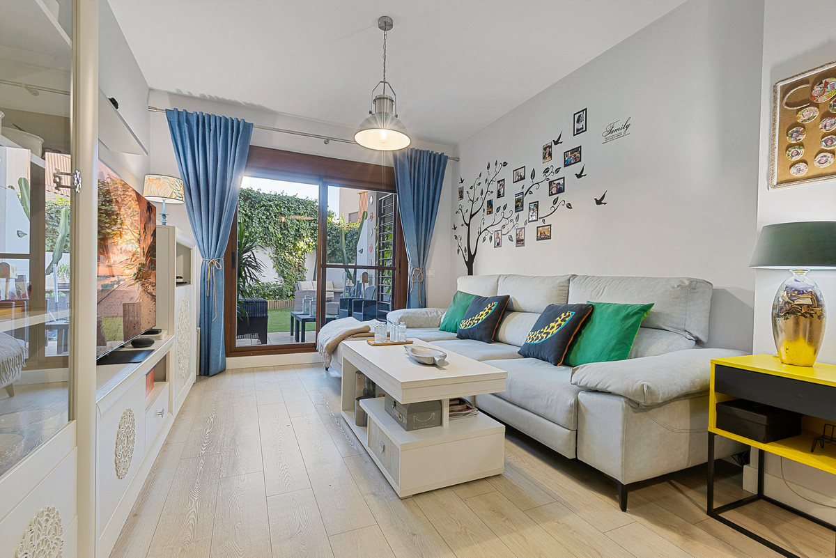 Begane grond appartement in El Coto-3