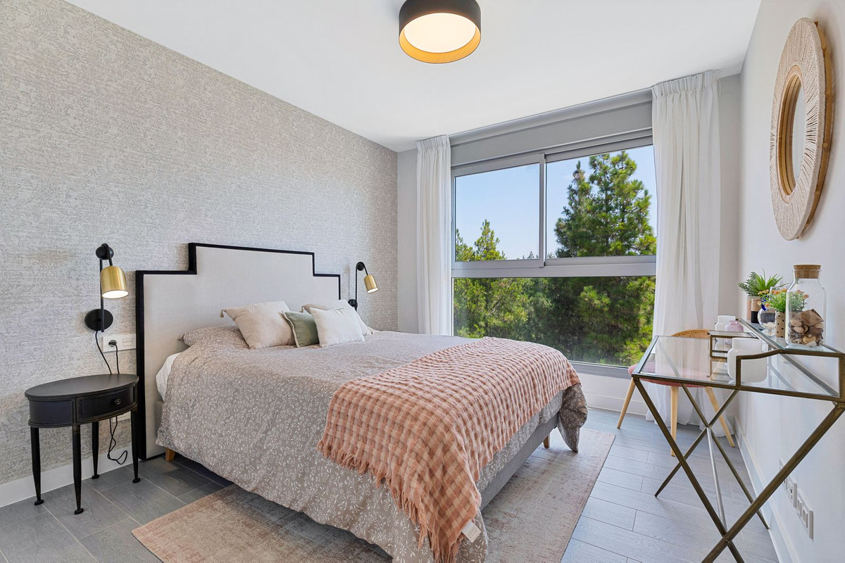 Appartement te koop in El Faro | 3 slaapkamers H5074216