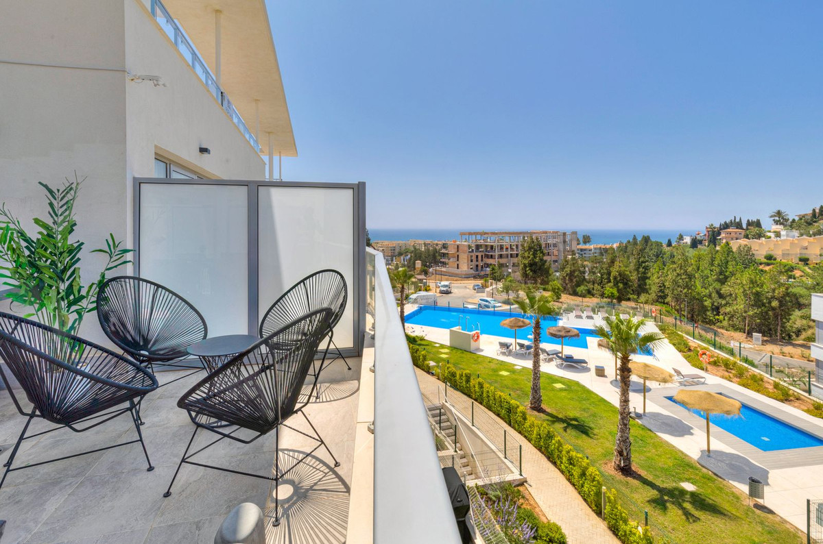 Appartement te koop in El Faro | 3 slaapkamers H5074216