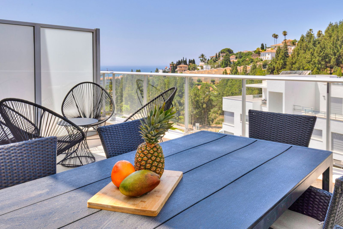 Appartement te koop in El Faro | 3 slaapkamers H5074216