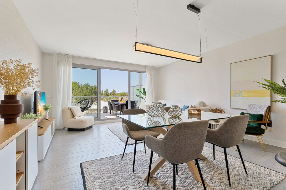 Appartement te koop in El Faro | 3 slaapkamers H5074216