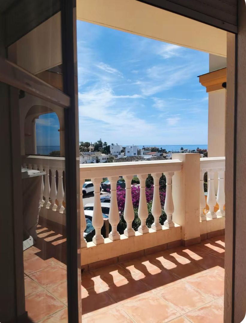 Appartement te koop in El Faro | 2 slaapkamers H5121022