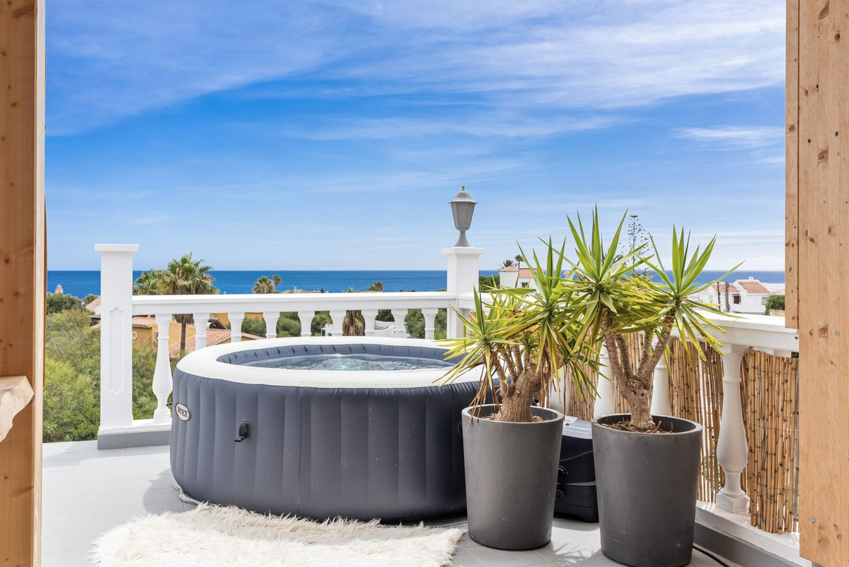 Huis te koop in El Faro | 3 slaapkamers H5132515
