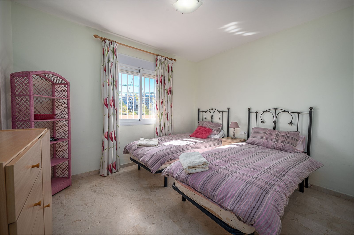 Appartement te koop in El Faro | 3 slaapkamers H5221174