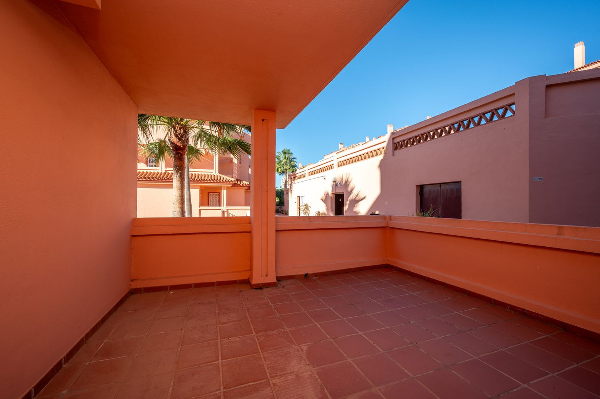 Appartement te koop in El Faro | 3 slaapkamers H5221174