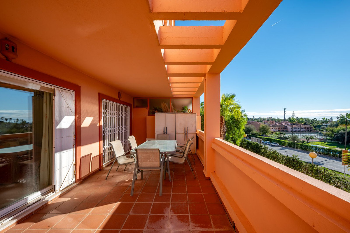 Appartement te koop in El Faro | 3 slaapkamers H5221174