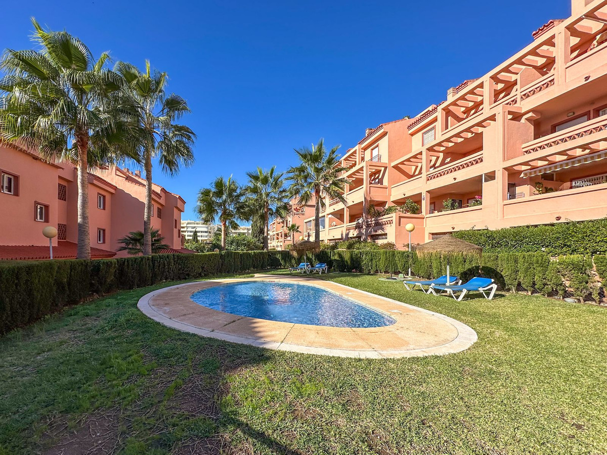 Appartement te koop in El Faro | 3 slaapkamers H5221174