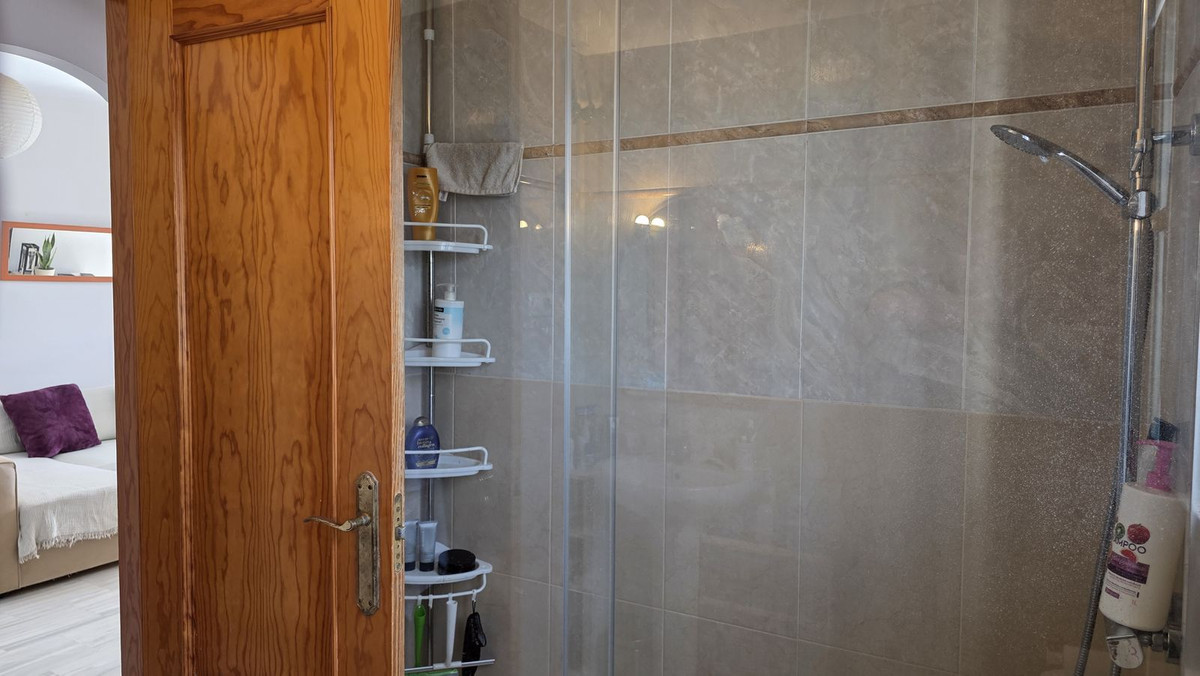 Appartement te koop in El Faro | 2 slaapkamers H5232385