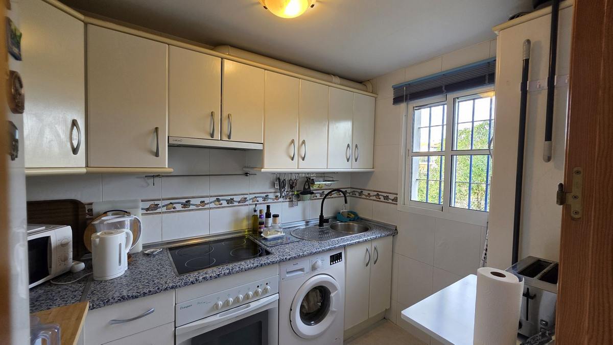 Appartement te koop in El Faro | 2 slaapkamers H5232385