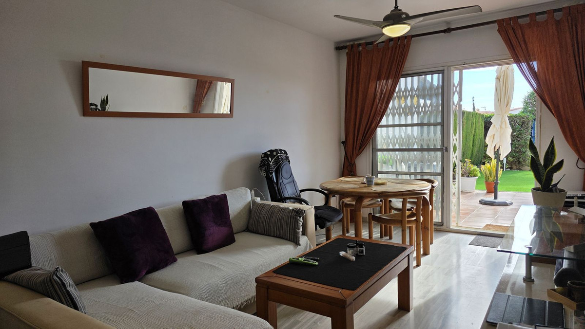 Appartement te koop in El Faro | 2 slaapkamers H5232385