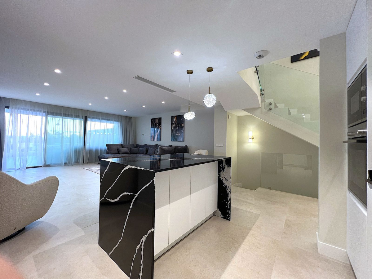 Huis te koop in El Faro | 3 slaapkamers H5291770