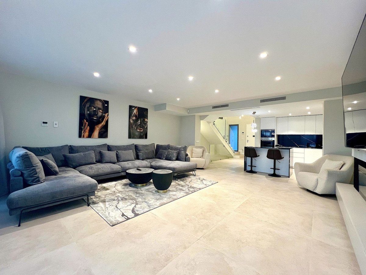 Huis te koop in El Faro | 3 slaapkamers H5291770