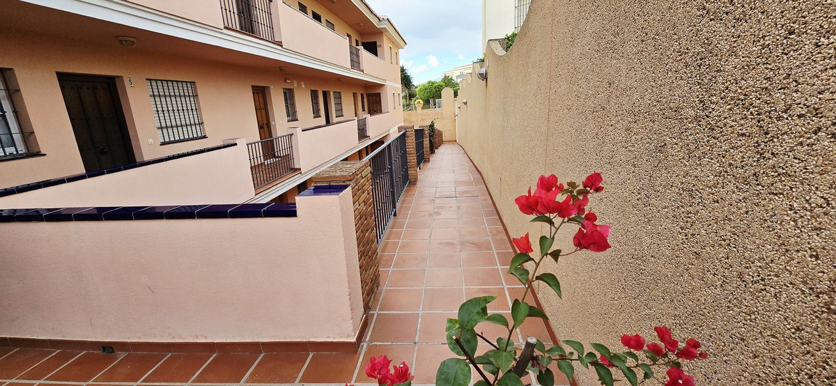 Appartement te koop in El Faro | 2 slaapkamers H5299894