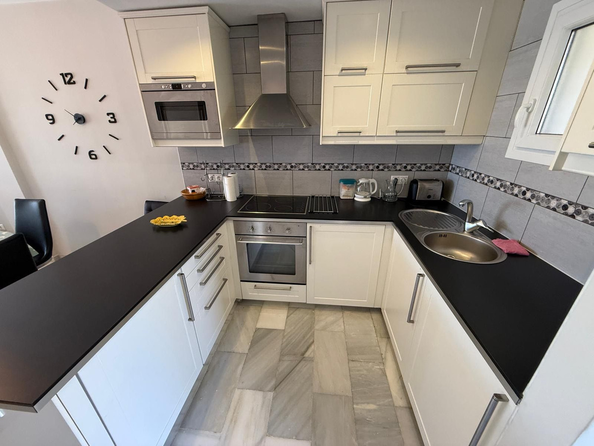 Appartement te koop in El Faro | 2 slaapkamers H5358328