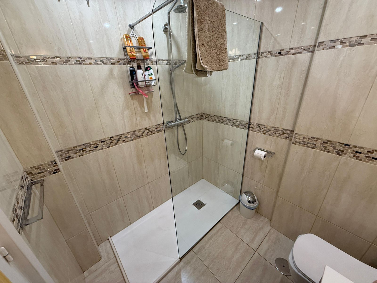 Appartement te koop in El Faro | 2 slaapkamers H5358328