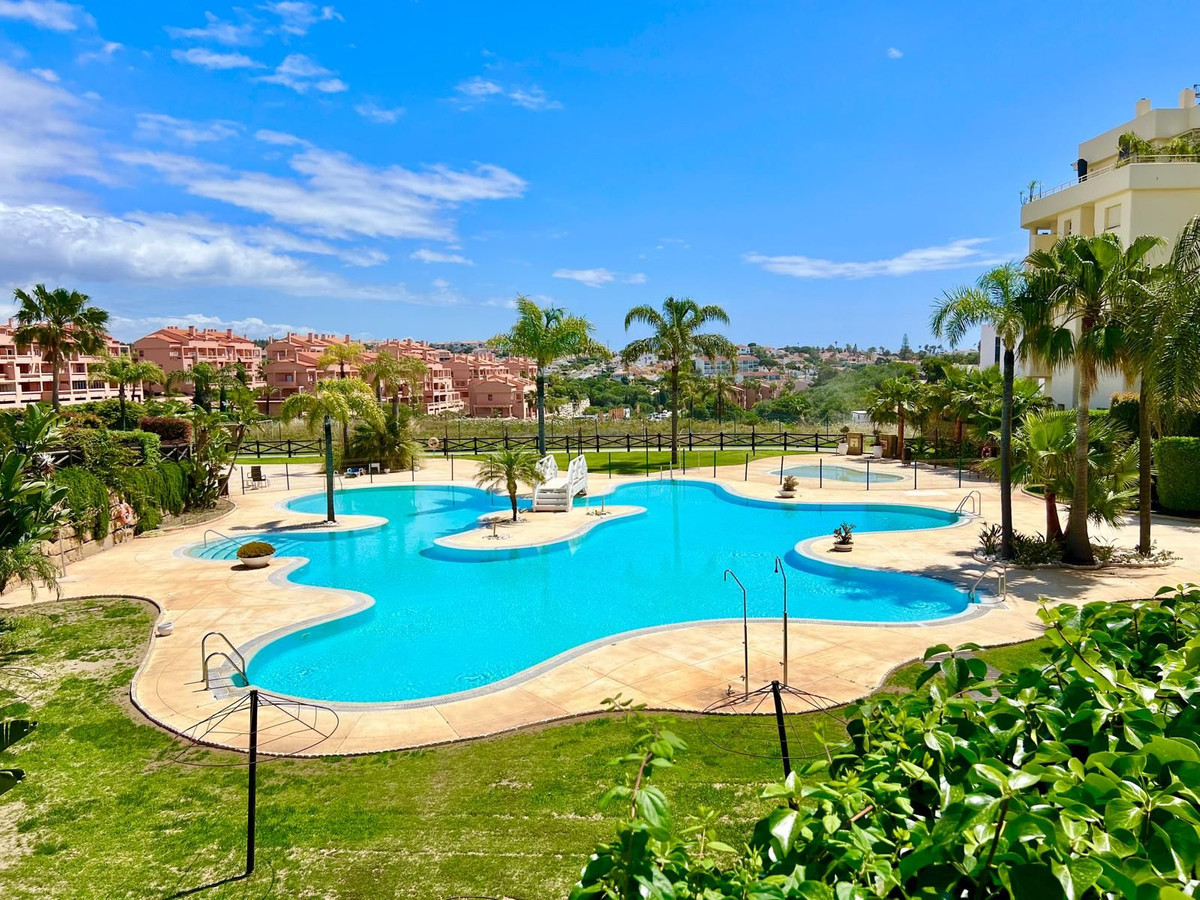 Appartement te koop in El Faro | 2 slaapkamers H5401084