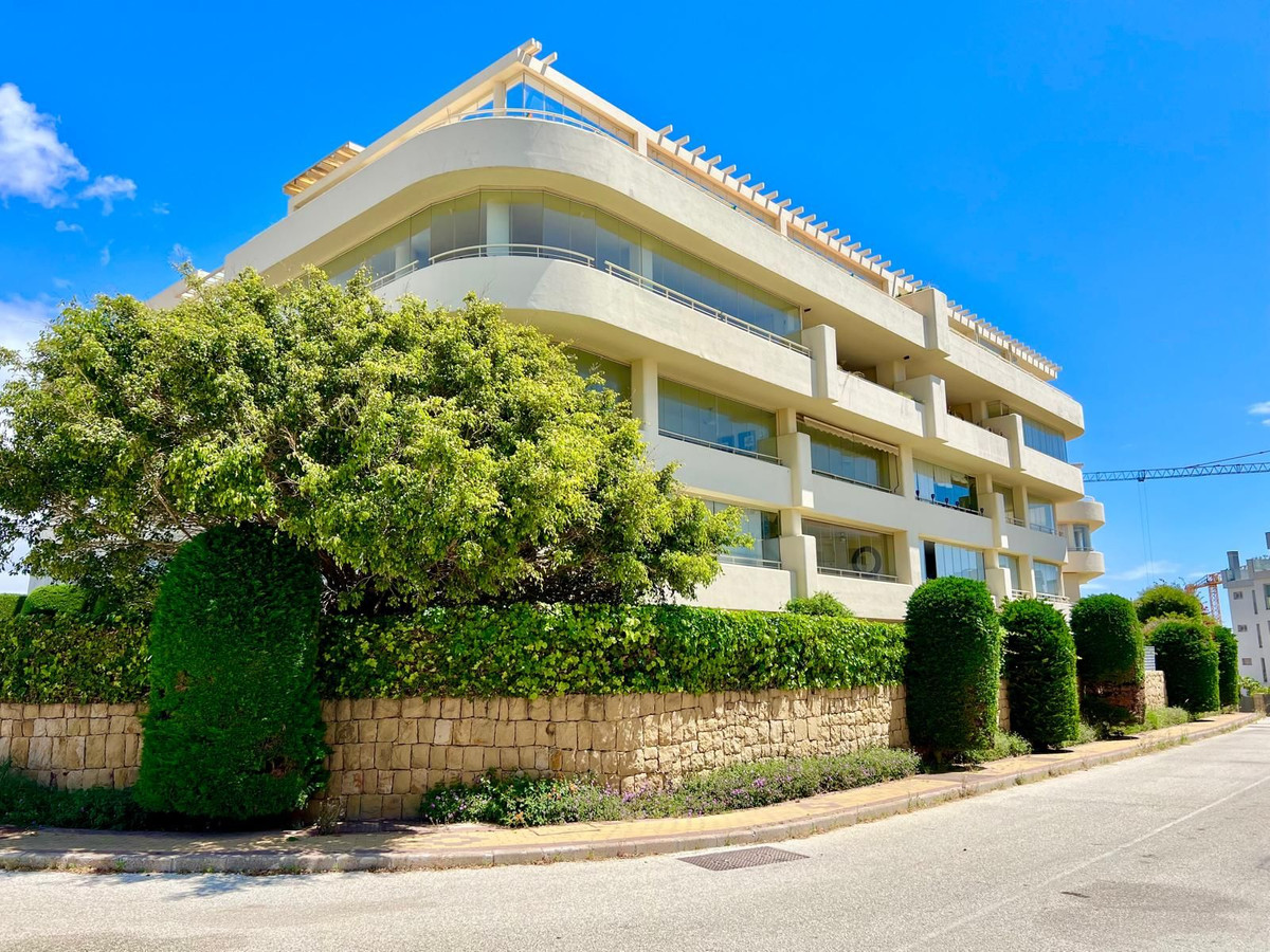 Appartement te koop in El Faro | 2 slaapkamers H5401084