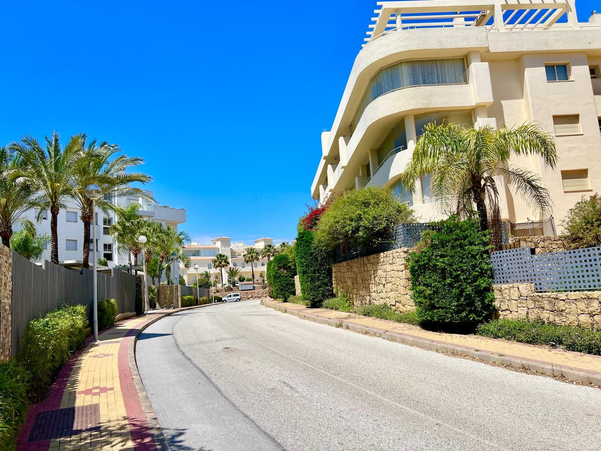 Appartement te koop in El Faro | 2 slaapkamers H5401084