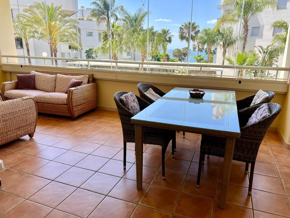 Appartement te koop in El Faro | 2 slaapkamers H5401084