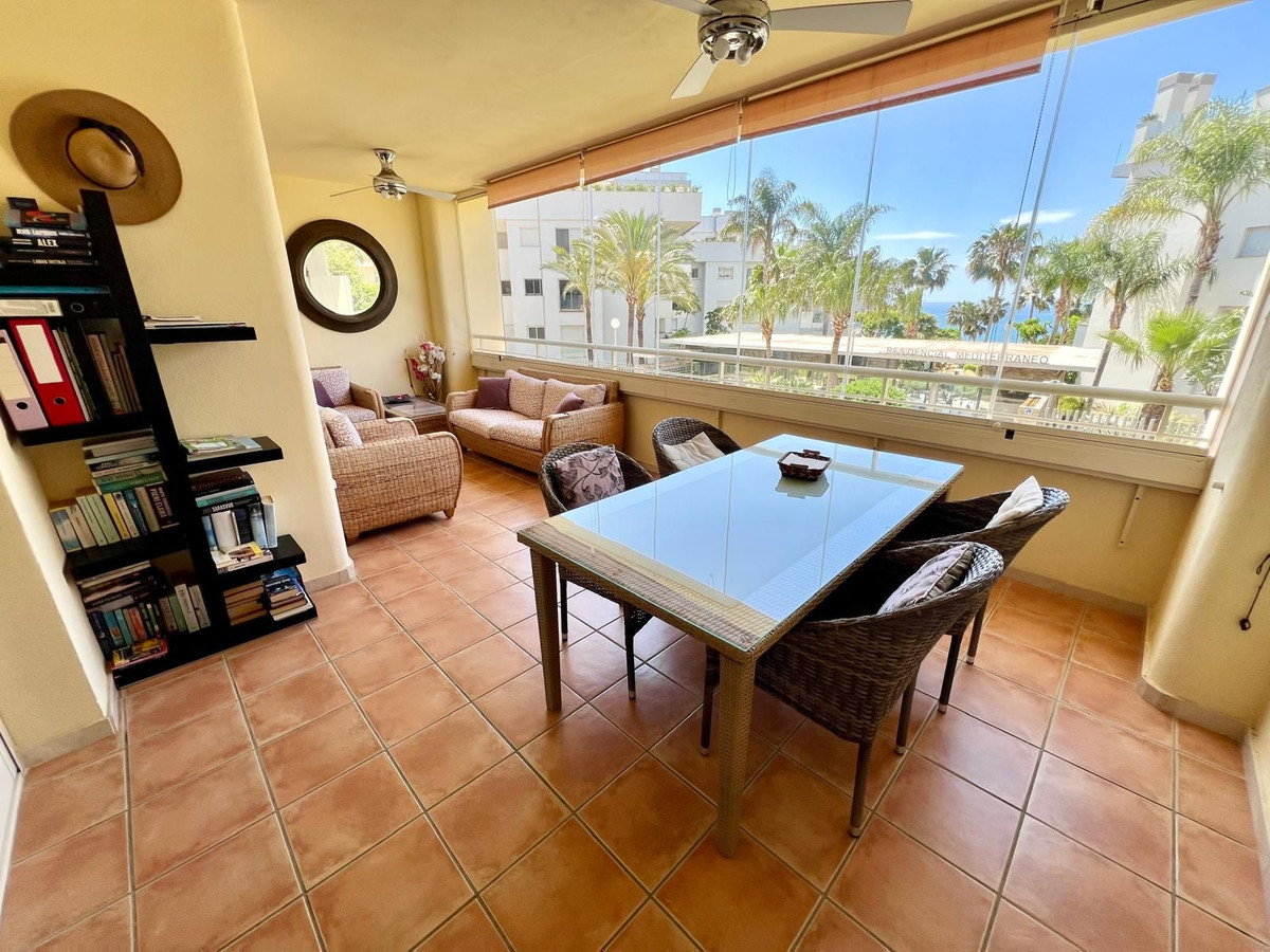 Appartement te koop in El Faro | 2 slaapkamers H5401084