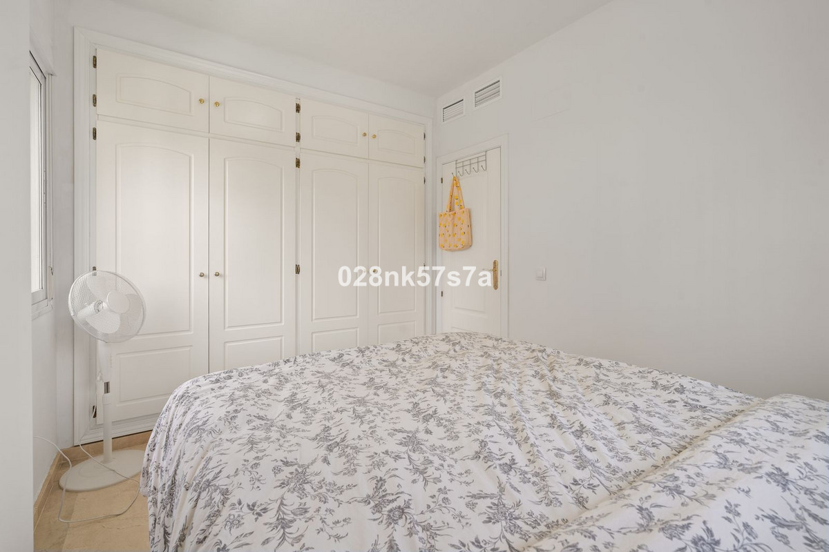 Appartement te koop in El Faro | 3 slaapkamers H5443987