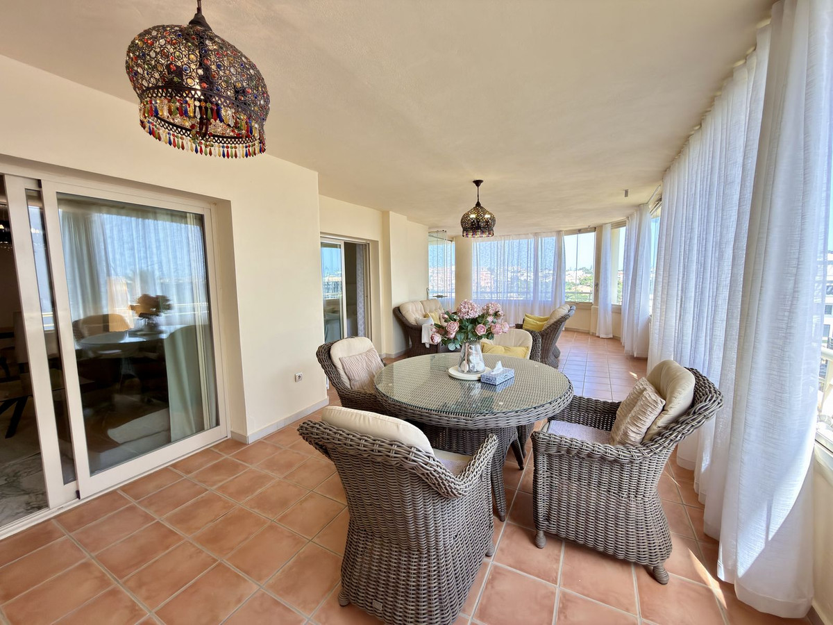 Appartement te koop in El Faro | 2 slaapkamers H5492602