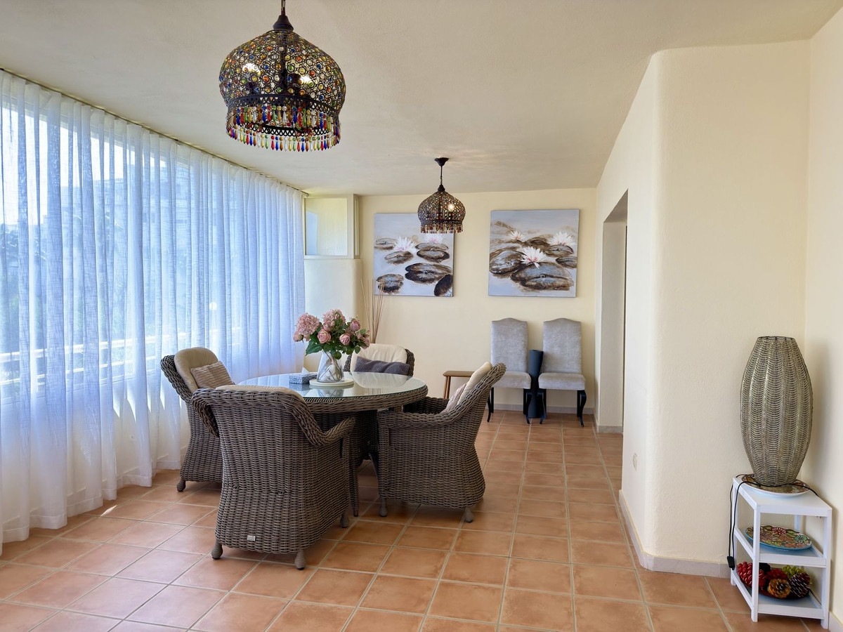 Appartement te koop in El Faro | 2 slaapkamers H5492602