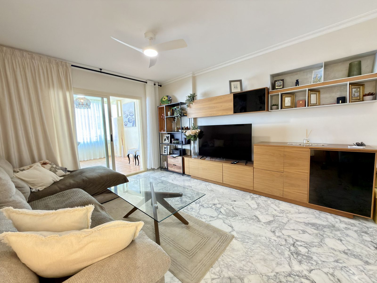 Appartement te koop in El Faro | 2 slaapkamers H5492602