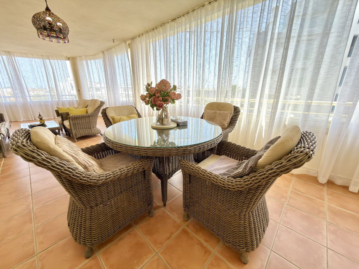 Appartement te koop in El Faro | 2 slaapkamers H5492602