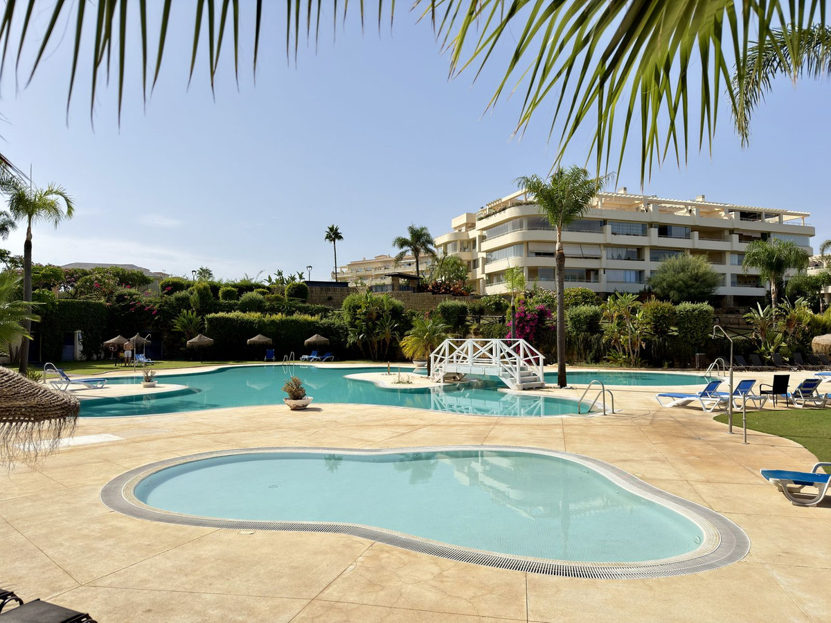 Appartement te koop in El Faro | 2 slaapkamers H5492602