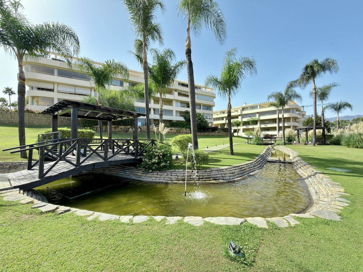 Appartement te koop in El Faro | 2 slaapkamers H5492602