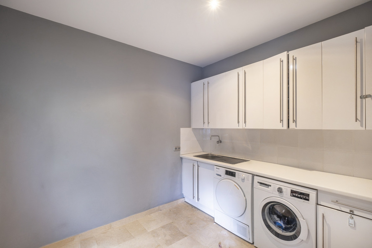 Huis te koop in El Madroñal | 6 slaapkamers H5274475