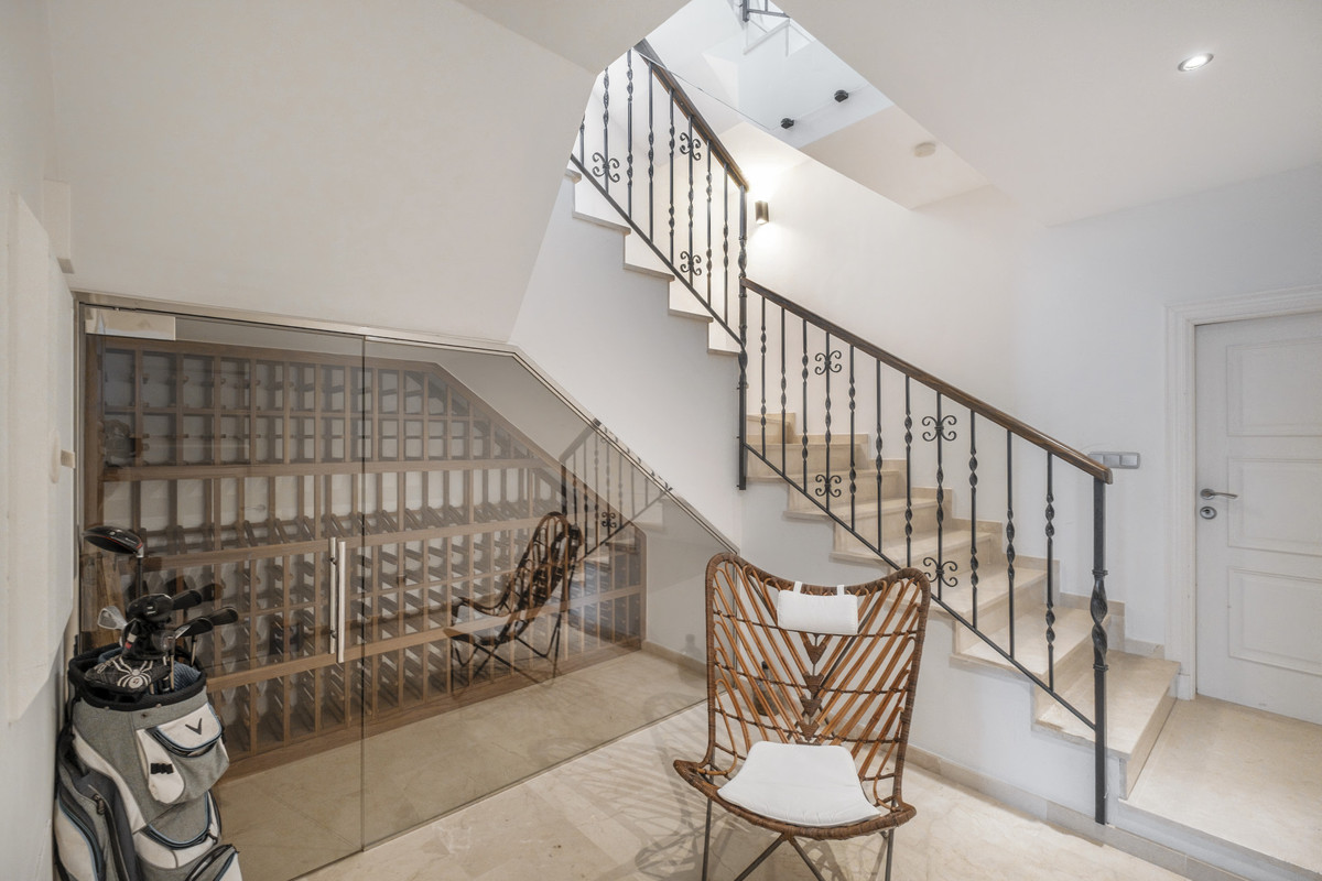 Huis te koop in El Madroñal | 6 slaapkamers H5274475