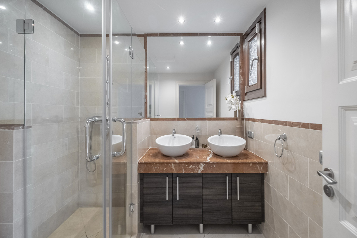 Huis te koop in El Madroñal | 6 slaapkamers H5274475