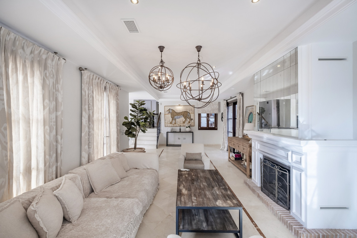 Huis te koop in El Madroñal | 6 slaapkamers H5274475