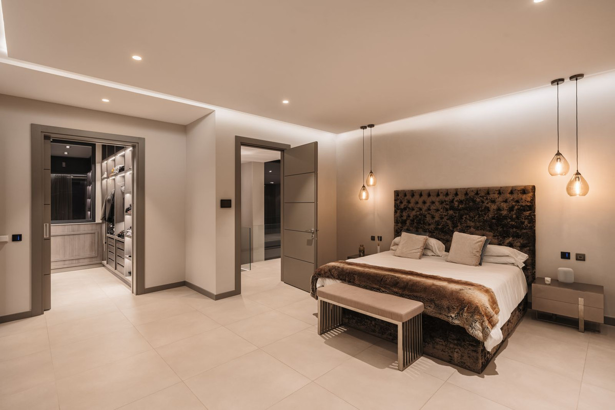 Huis te koop in El Madroñal | 5 slaapkamers H5291752