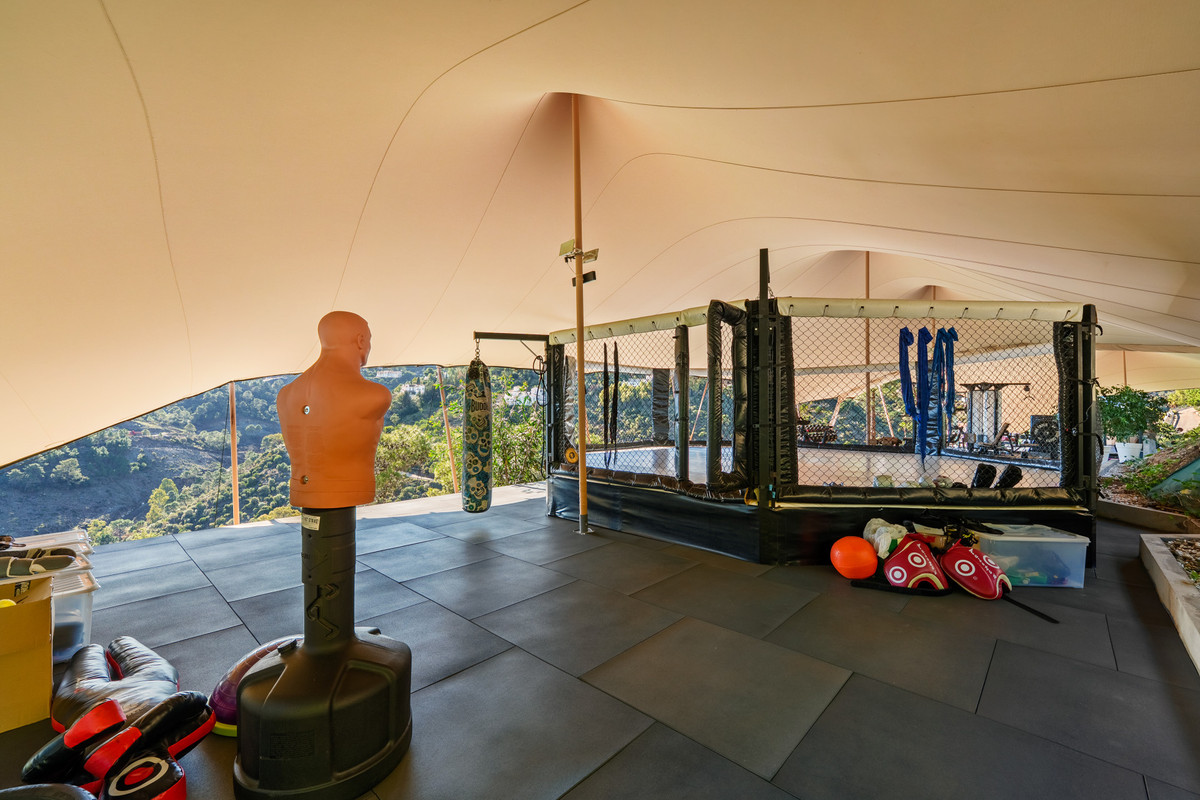 Huis te koop in El Madroñal | 5 slaapkamers H5305309