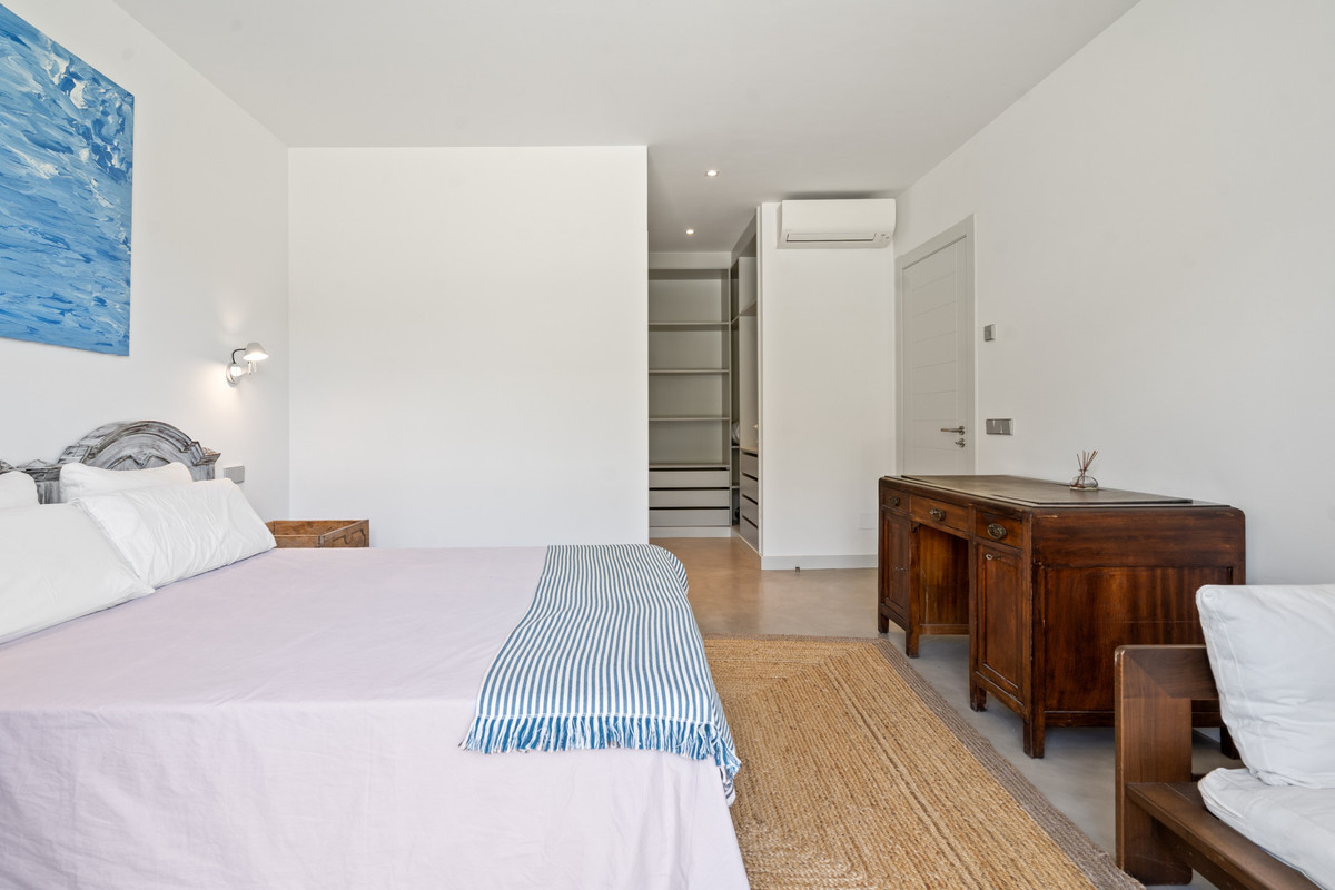 Property main view 50