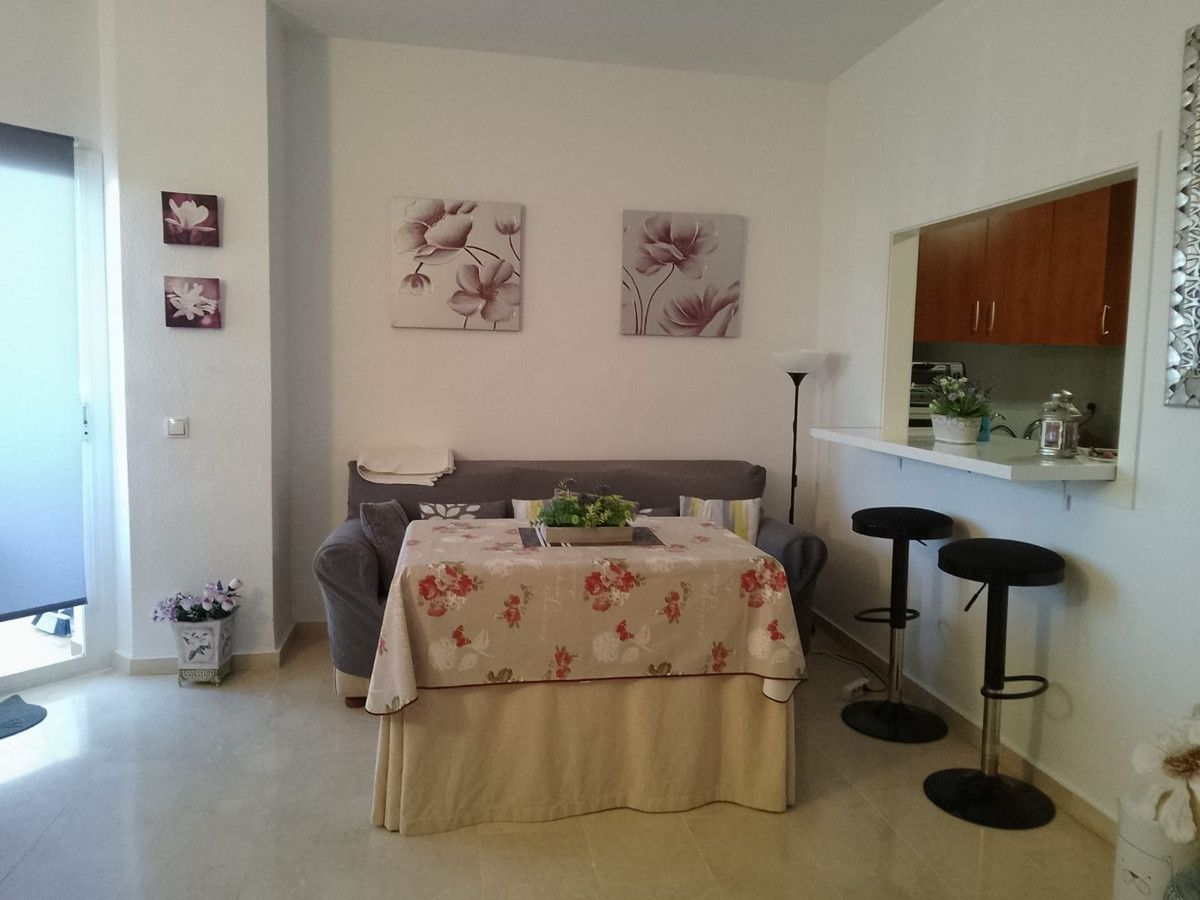 Begane grond appartement in El Padron-3