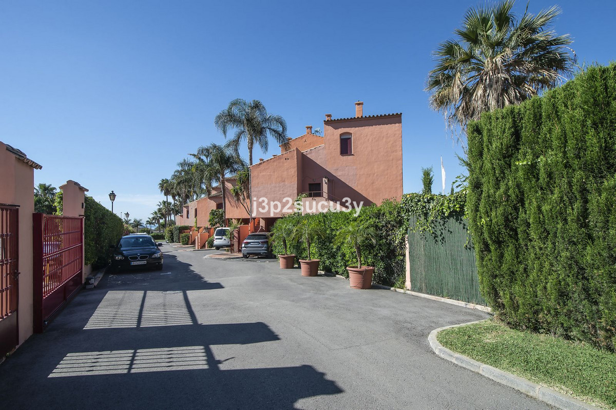 Appartement te koop in El Padron | 2 slaapkamers H5142508