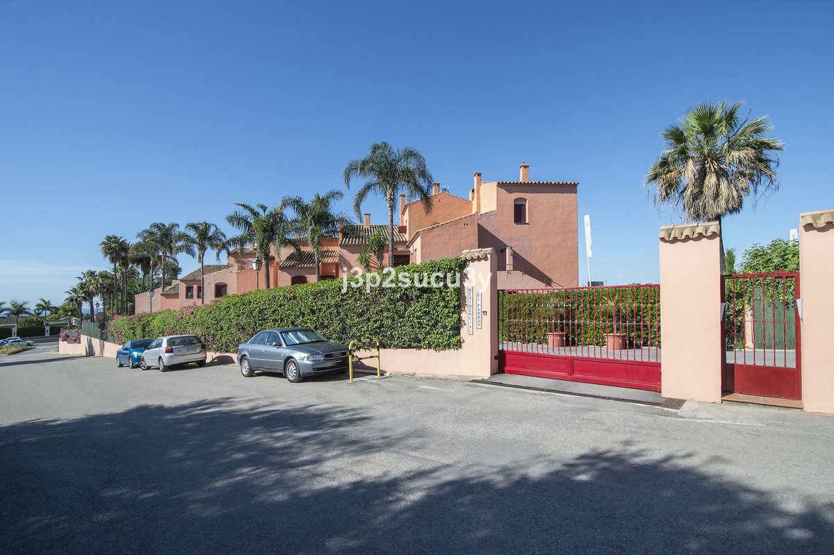 Appartement te koop in El Padron | 2 slaapkamers H5142508