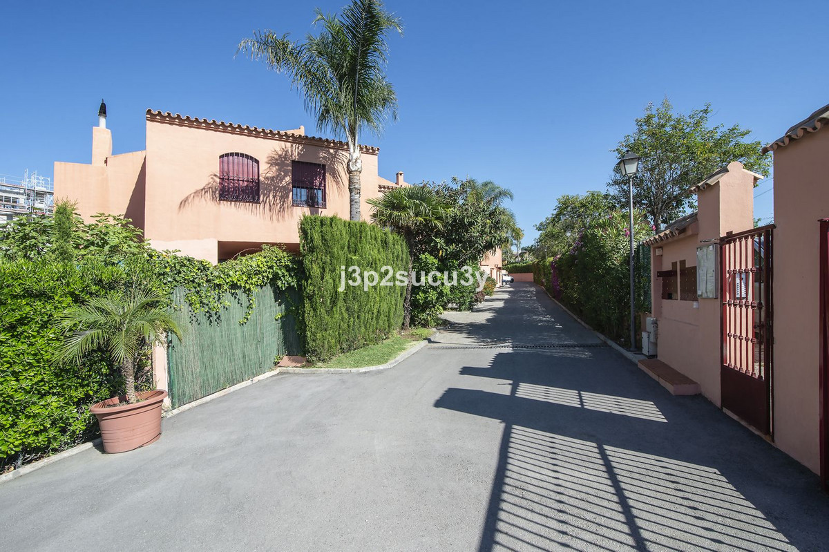 Appartement te koop in El Padron | 2 slaapkamers H5142508