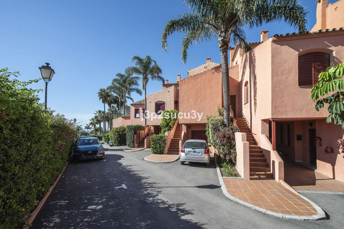 Appartement te koop in El Padron | 2 slaapkamers H5142508
