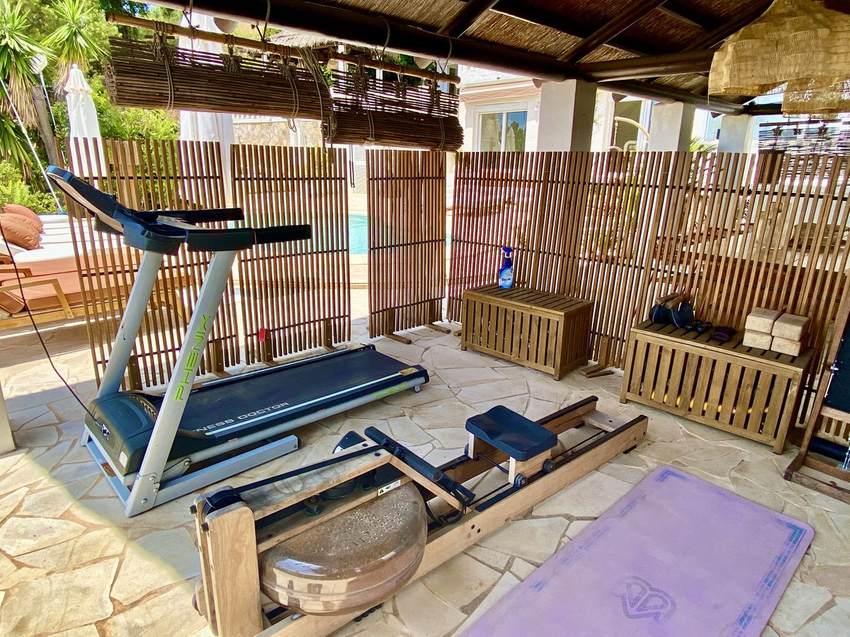 Huis te koop in El Padron | 4 slaapkamers H5388181