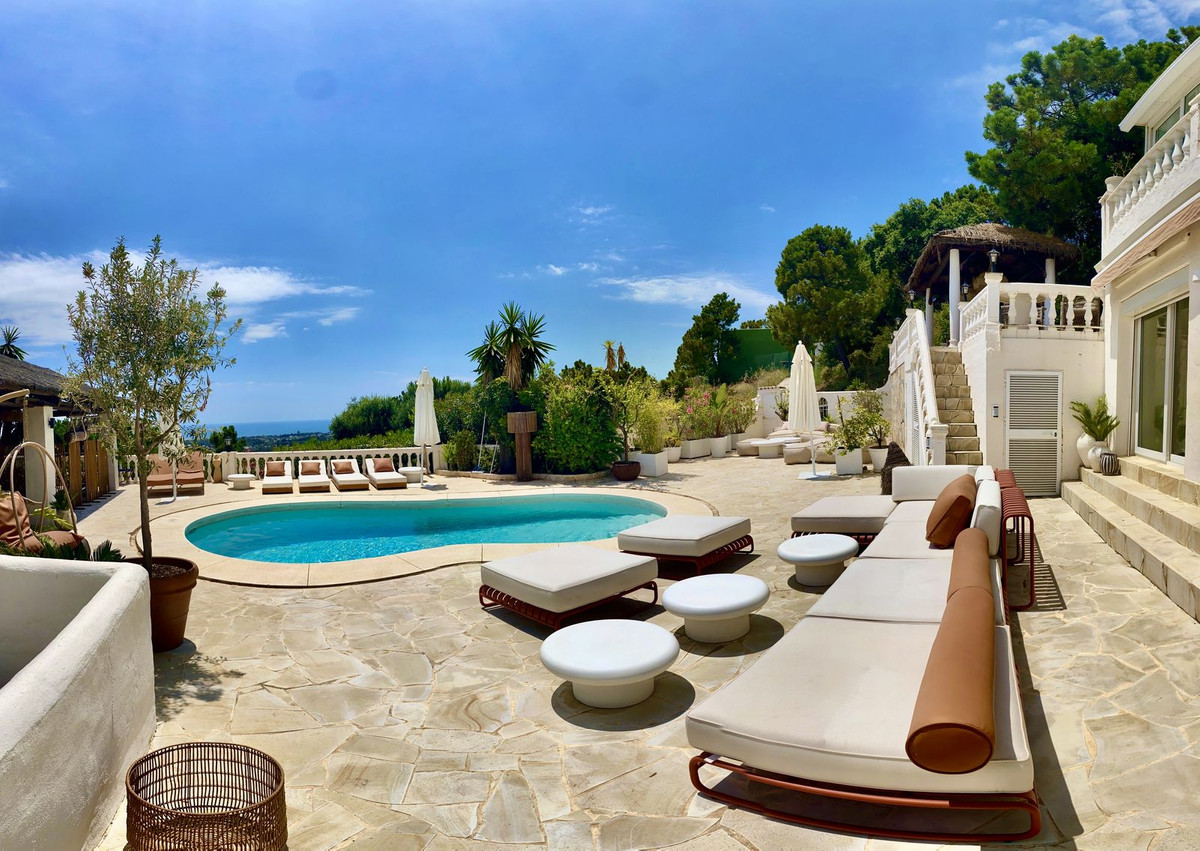 Huis te koop in El Padron | 4 slaapkamers H5388181
