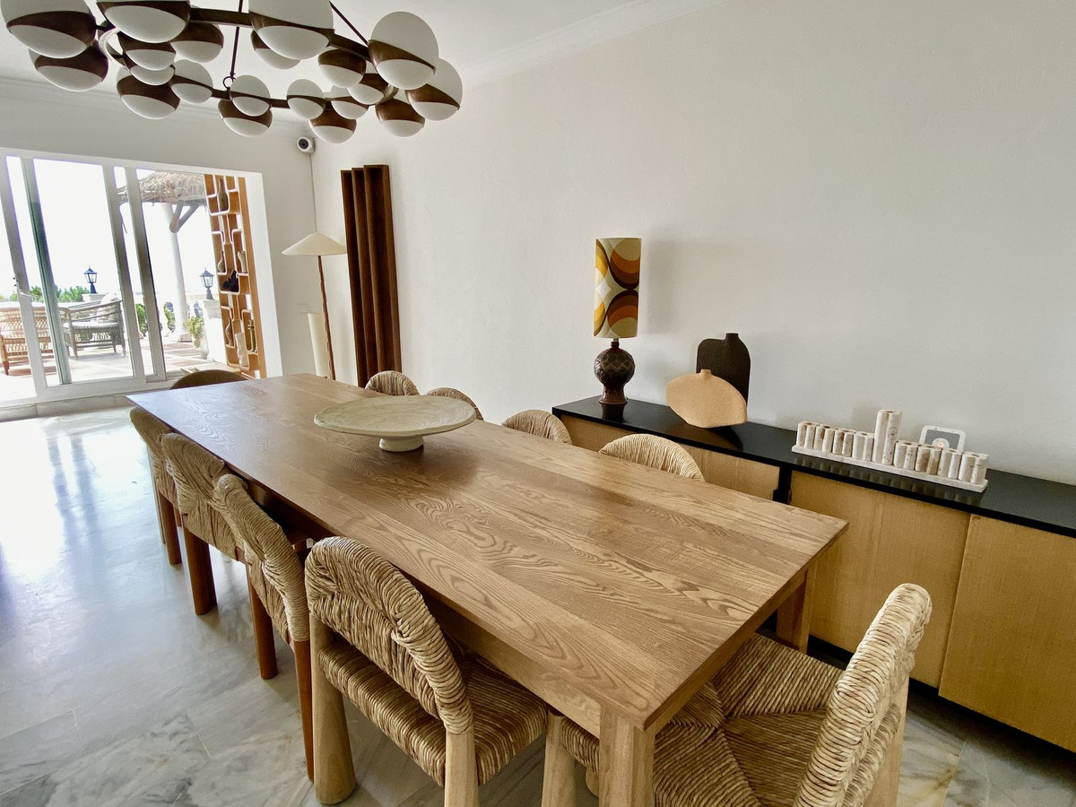 Huis te koop in El Padron | 4 slaapkamers H5388181